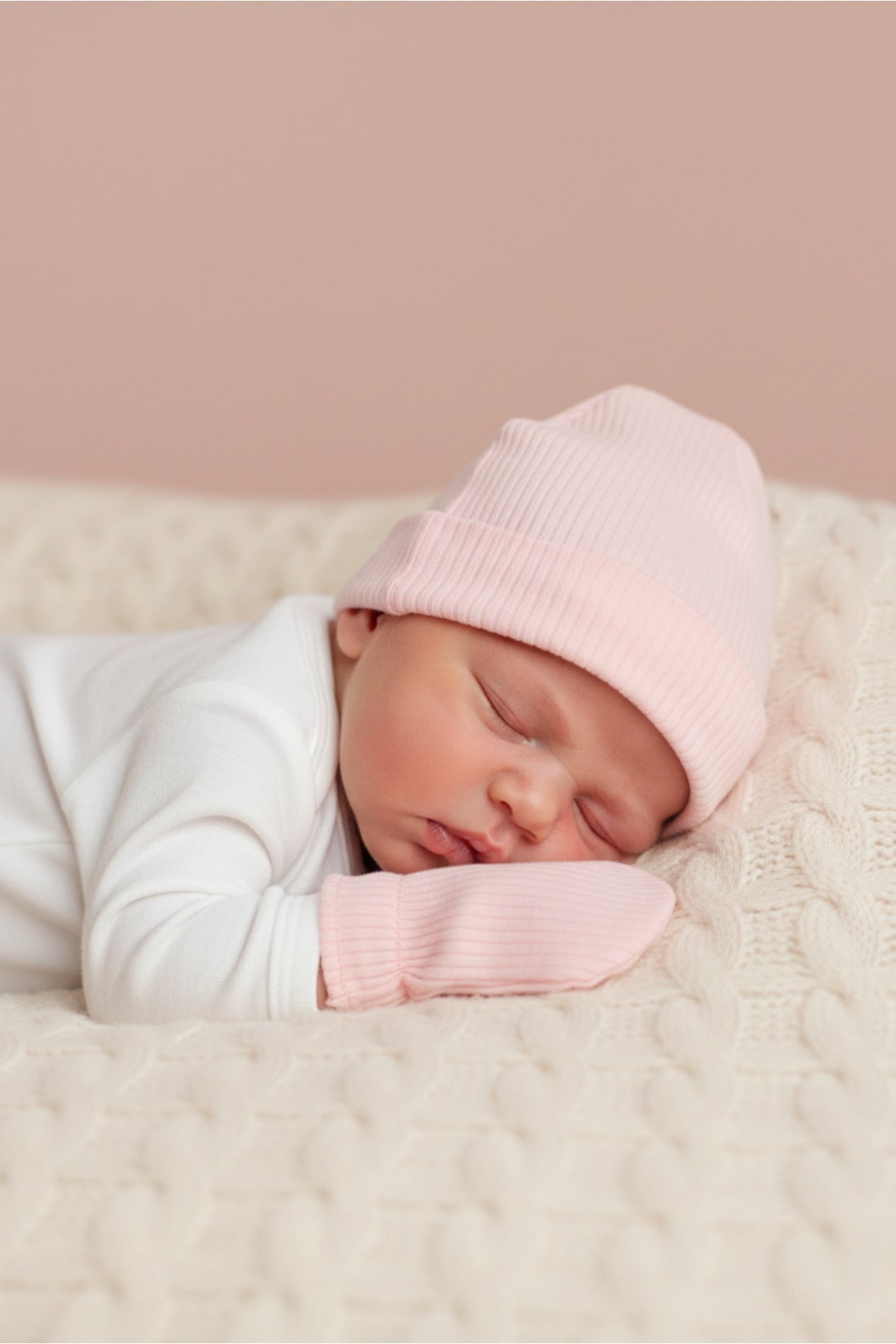 Yeni Doğan Şapka & Eldiven Seti – %100 Pamuklu Penye Extra Yumuşak Hafif Terletmez, 0-6 Ay Unisex - Pembe